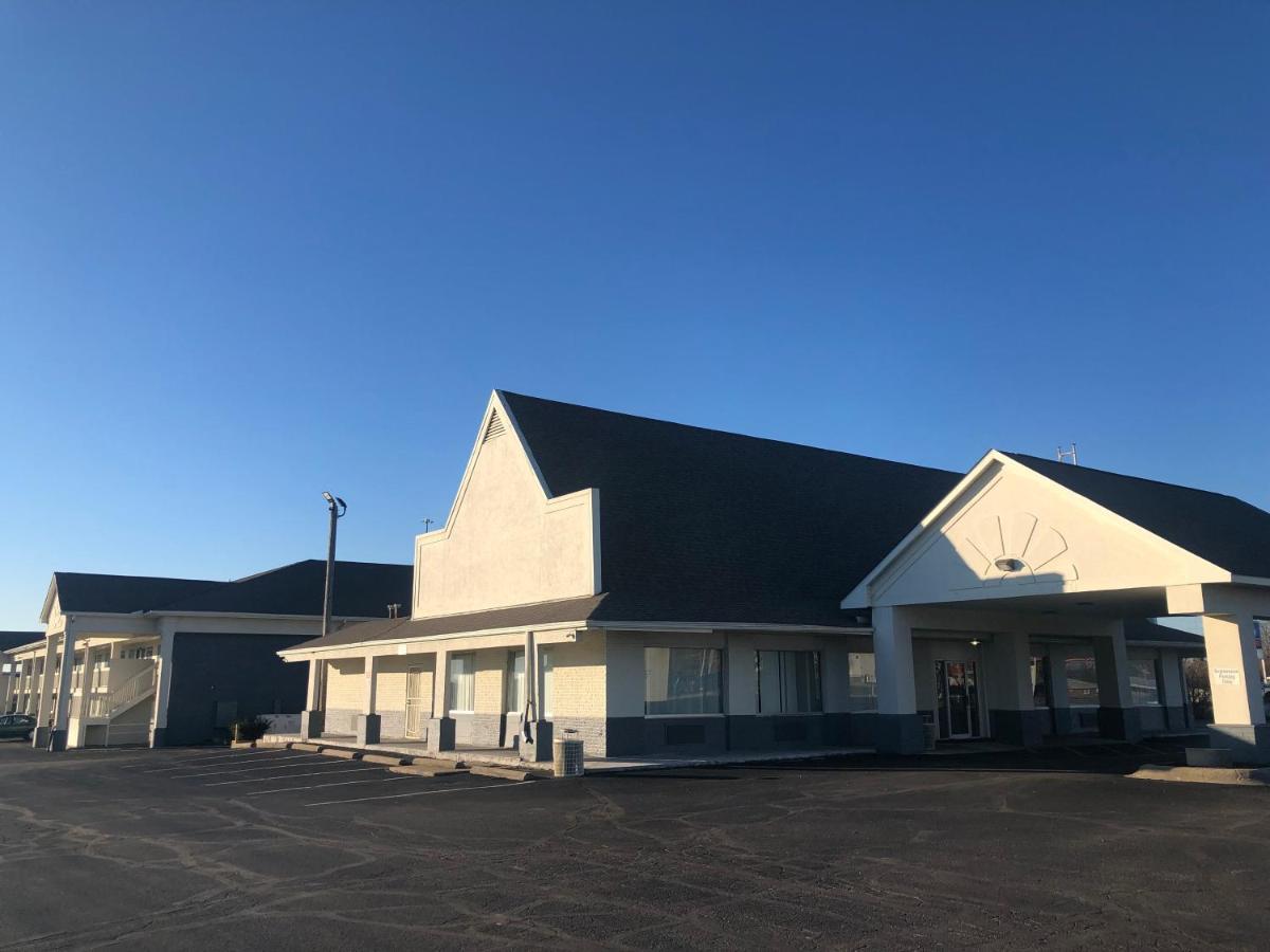 Days Inn By Wyndham Indianapolis South Exteriör bild